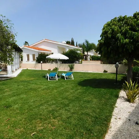 Family Villa, 3 Min To Sandy Beach Villa *