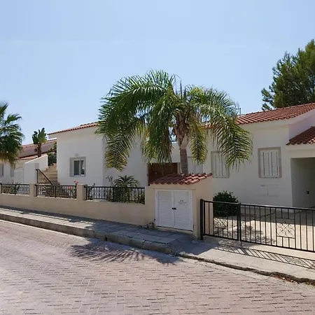 Villa Family Villa, 3 Min To Sandy Beach