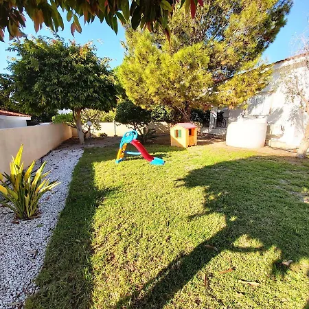 Family Villa, 3 Min To Sandy Beach
