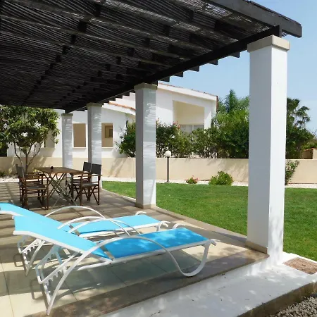 Villa Family Villa, 3 Min To Sandy Beach *