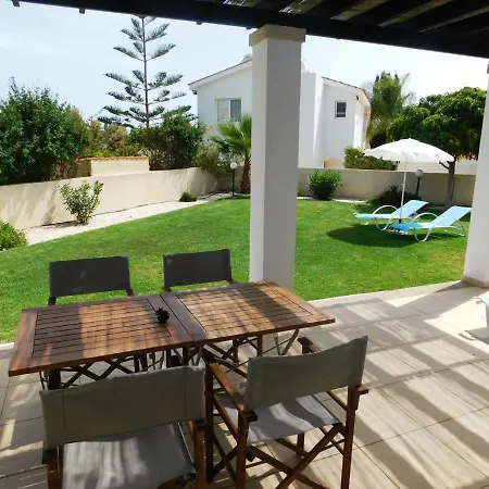Family Villa, 3 Min To Sandy Beach